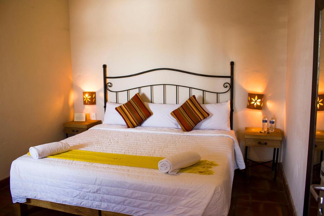Hotel Puerta San Pedro Tlaquepaque